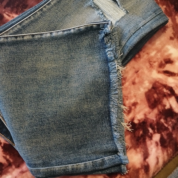 NEW RISEN JEANS - Picture 10 of 13